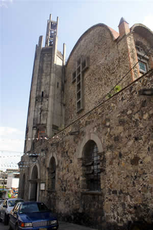 Cuernavaca - Parroquia San Luis Obispo